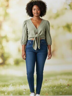 Abercrombie & Fitch women blouse sage green cropped tie-front size S